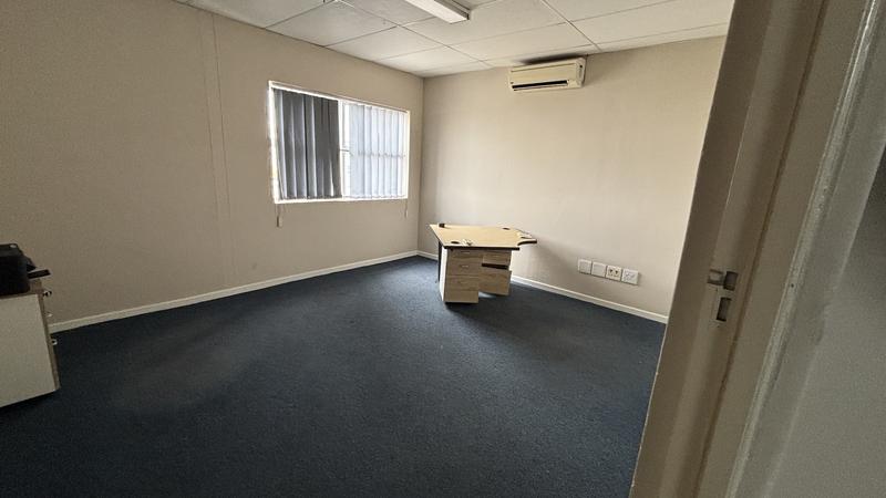 To Let commercial Property for Rent in Marconi Beam Industria Western Cape